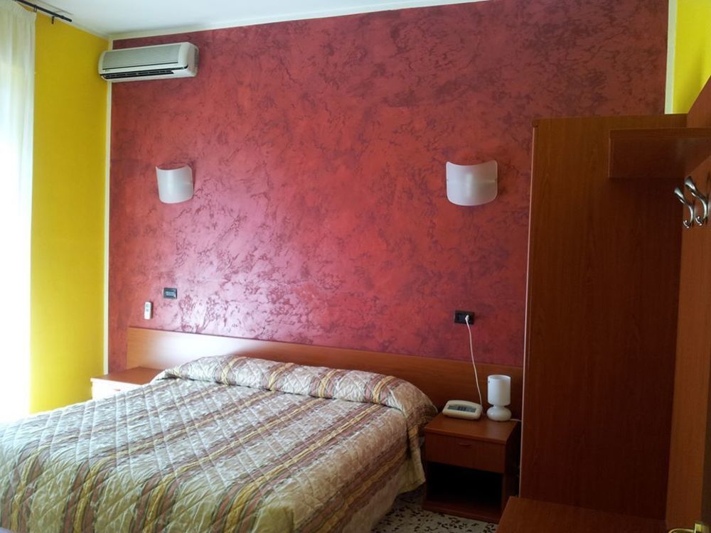 Hotel Frejus Collegno Exterior foto
