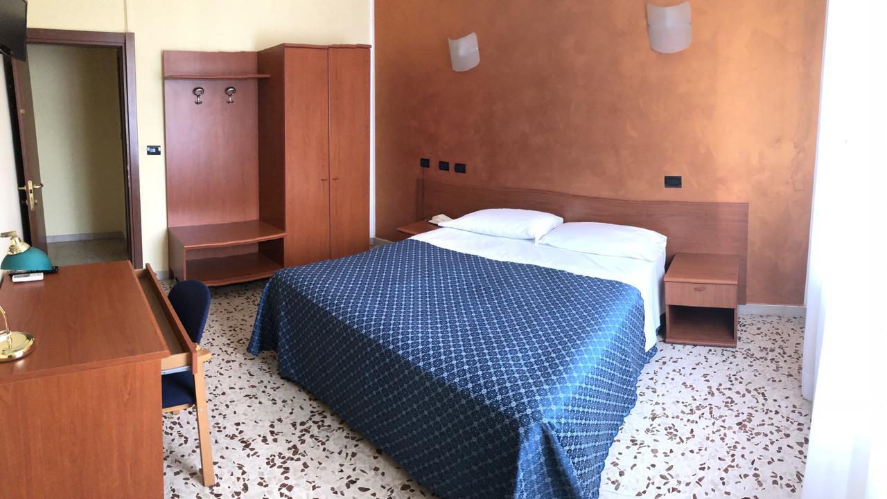 Hotel Frejus Collegno Exterior foto