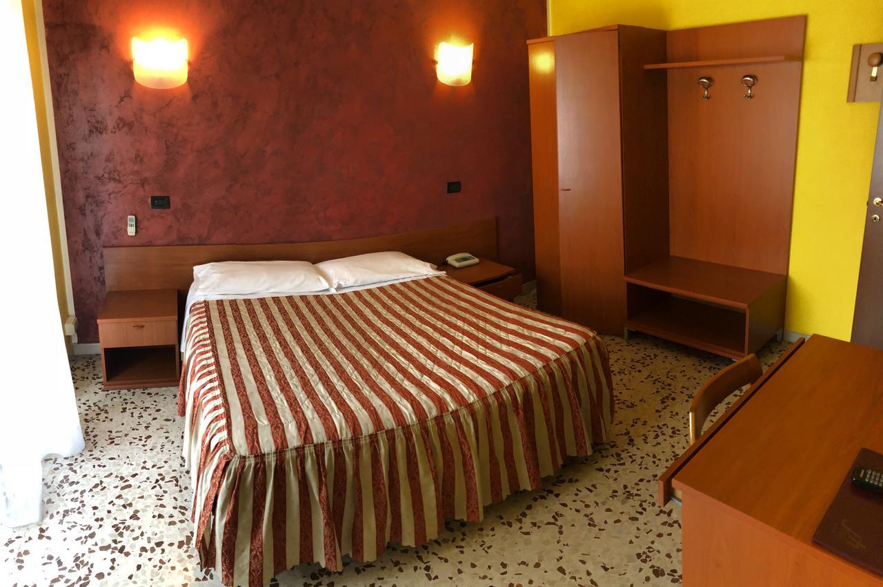 Hotel Frejus Collegno Exterior foto